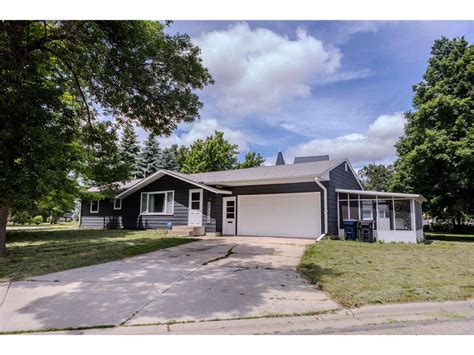 edina realty morris mn.